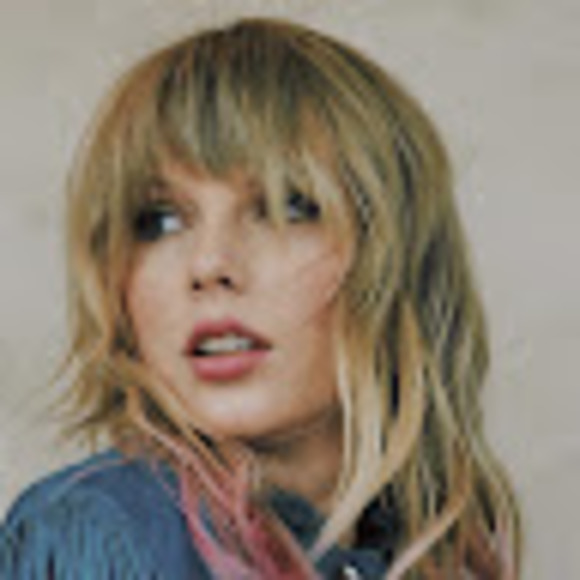 Meet your Posher, Sara - Picture 1 of 1